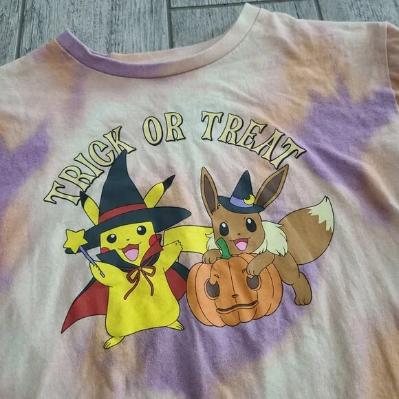 Pokémon Trick or Treat Pikachu & Eevee Halloween Tie Dye T-Shirt Kids L 10/12 - Picture 5 of 9